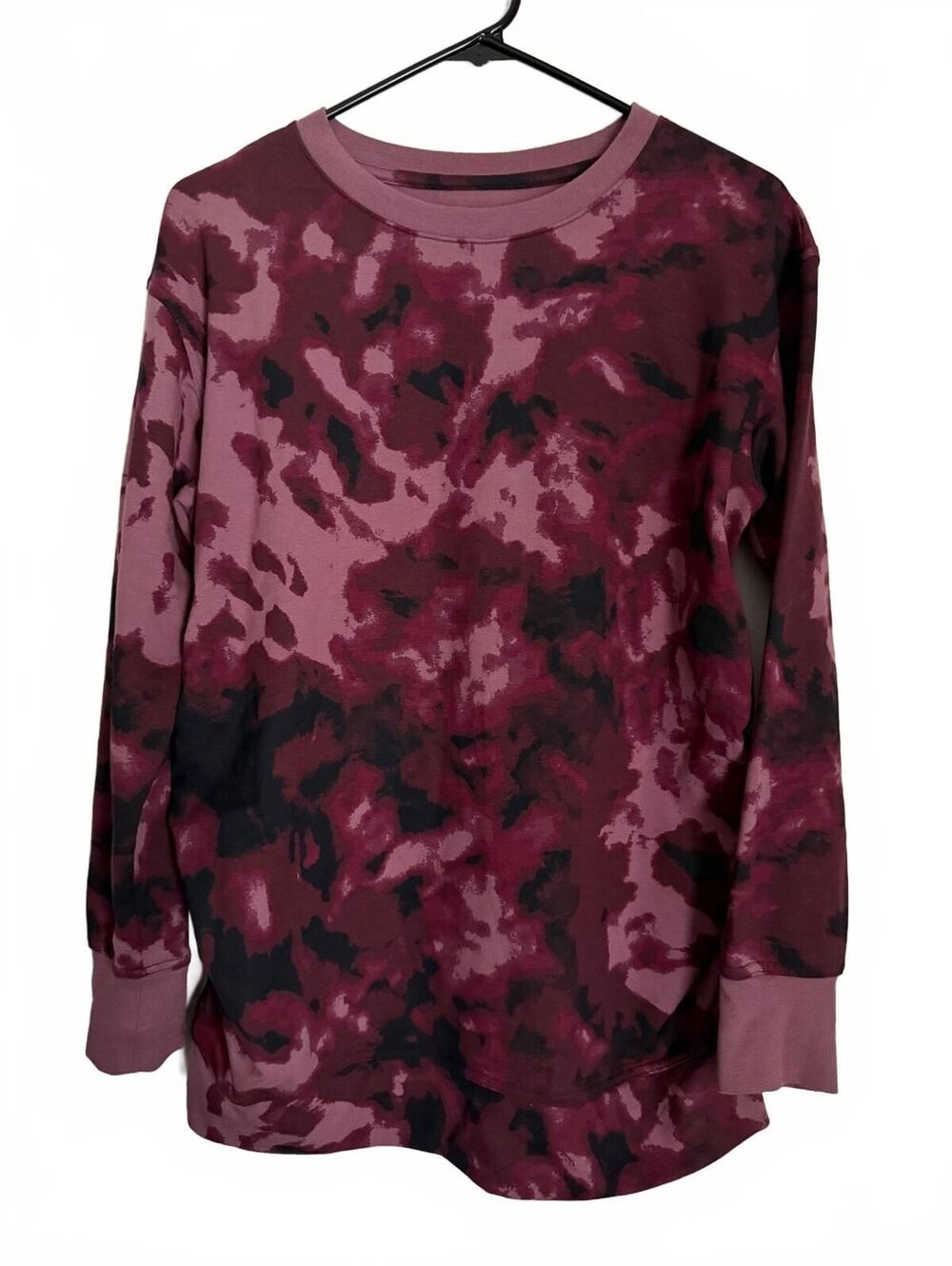 Isabel Maternity by Ingrid & Isabel NEW Sweatshirt Size Small Camouflage Wine